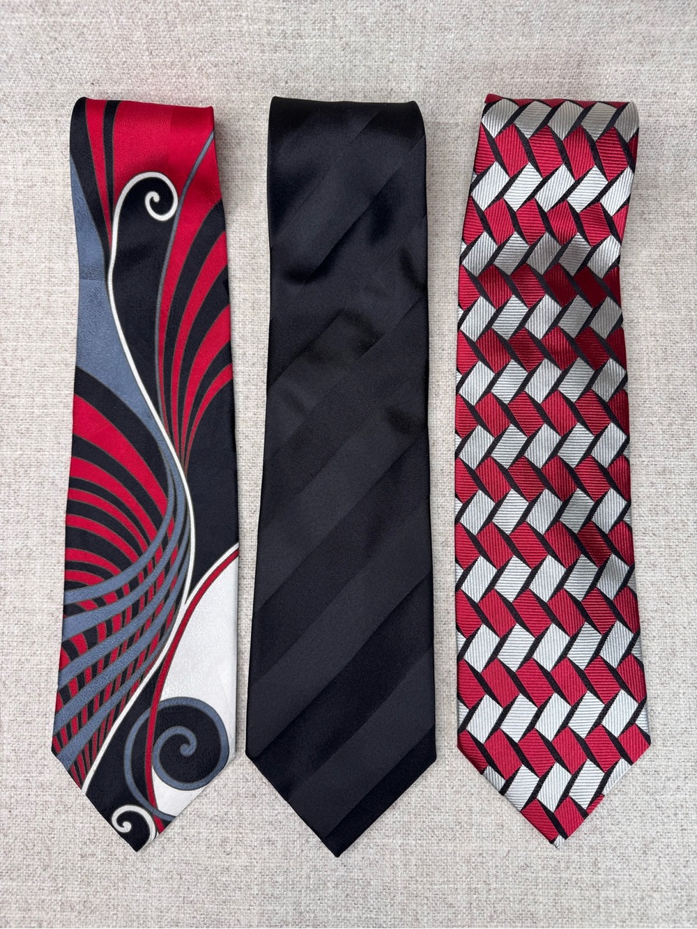 lot of 3 Bachrach men's necktie ties silk made in Italy black and red